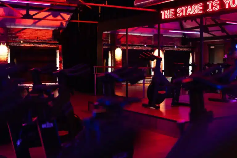 POWER CYCLING - STAGE by The Brick